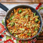 Stir Fry Noodles with Chicken and Vegetables