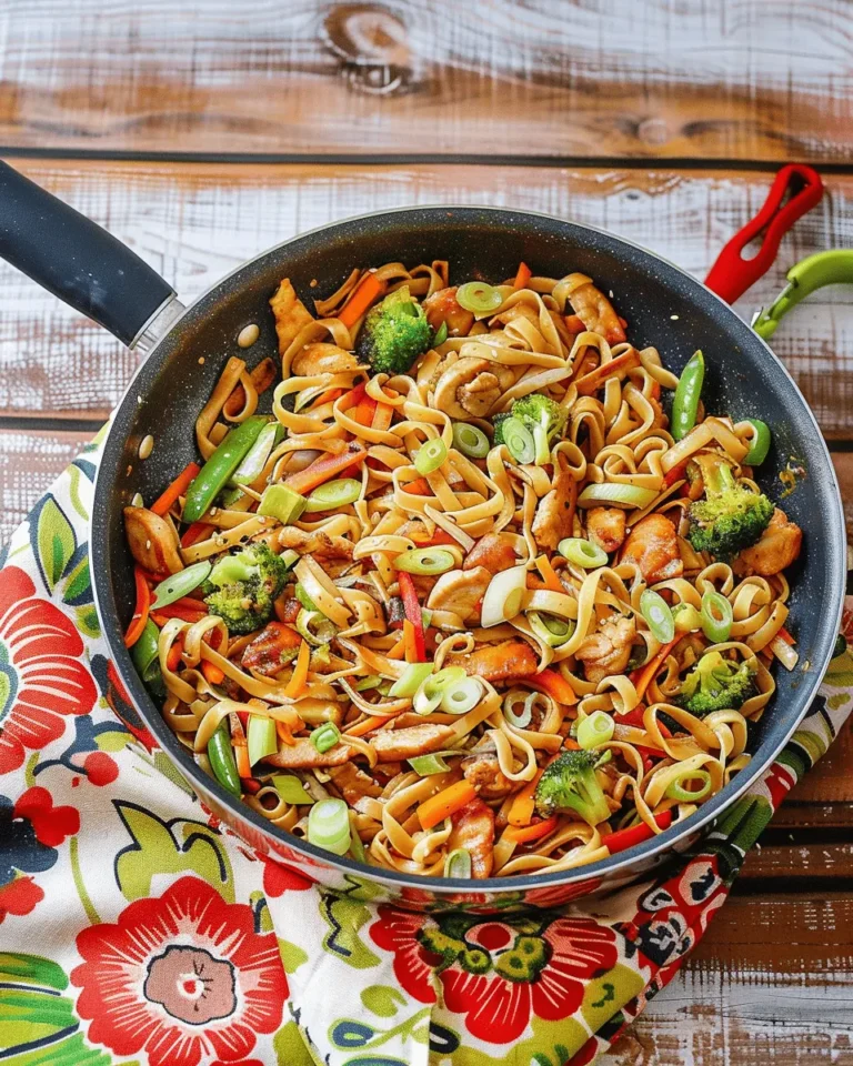 Stir Fry Noodles with Chicken and Vegetables