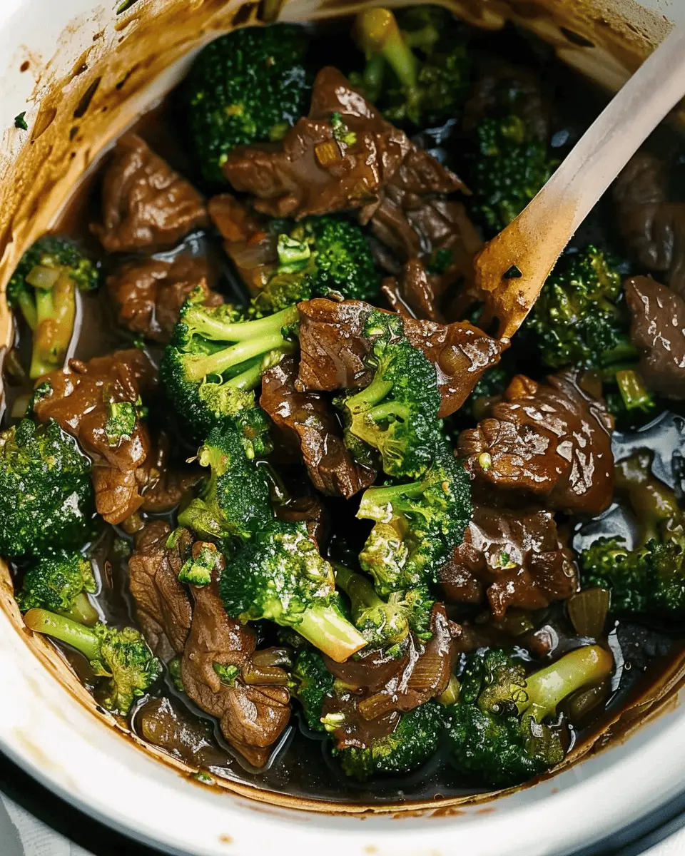 Slow Cooker Beef and Broccoli: Easy Weeknight Indulgence