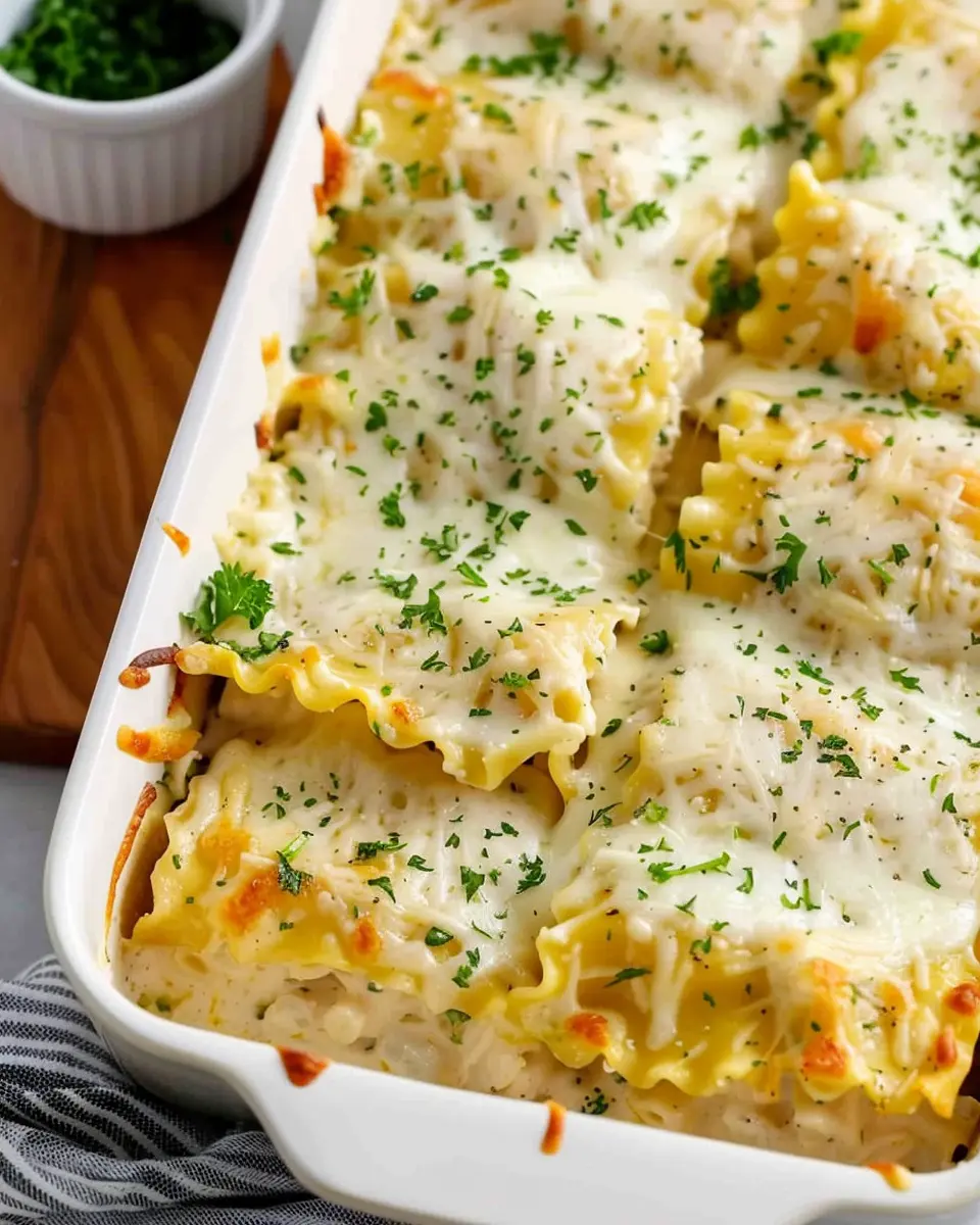 Chicken Alfredo Lasagna Rolls